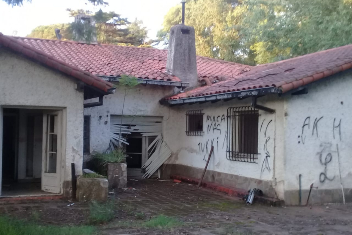 El acto se realizará a partir de las 11 en la Sede de Gobierno de la ciudad de Rosario. Las tareas cuentan con un presupuesto oficial de $ 461.143.245,26 y un plazo de 150 días. El acto se realizará a partir de las 11 en la Sede de Gobierno de la ciudad de Rosario. Las tareas cuentan con un presupuesto oficial de $ 461.143.245,26 y un plazo de 150 días.