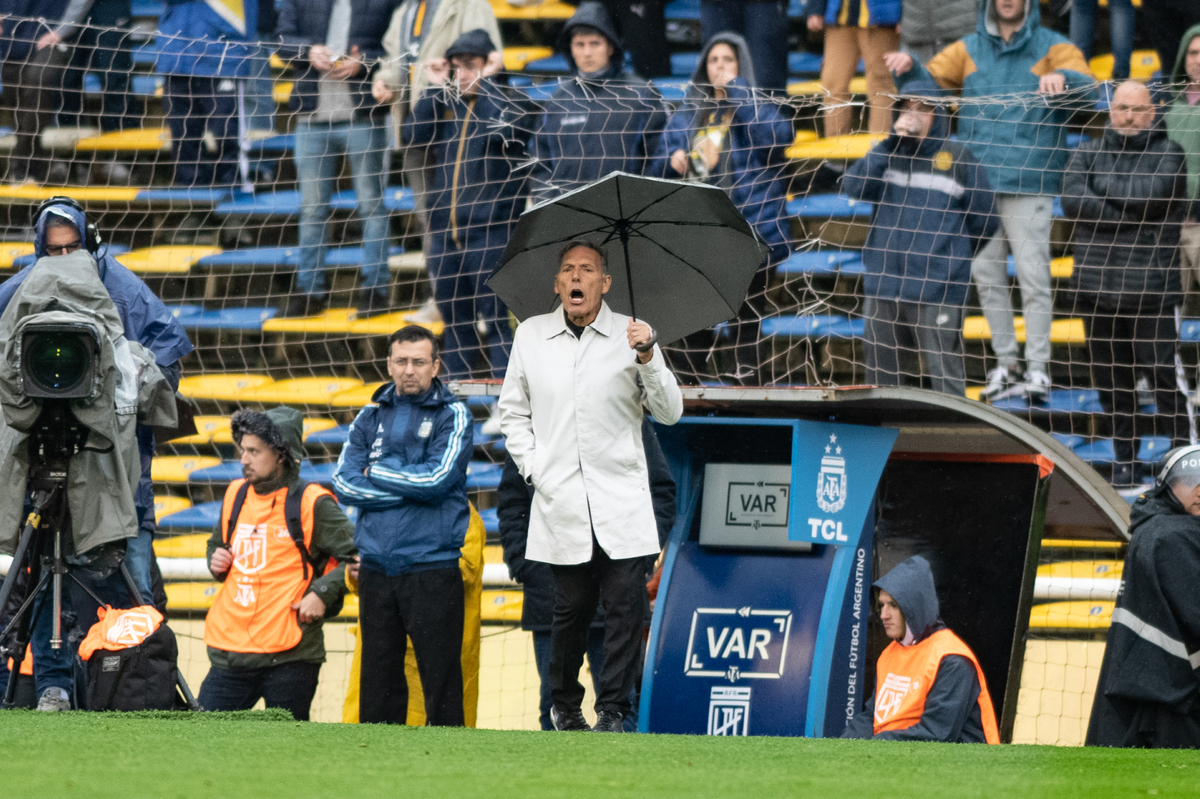 Miguel Ángel Russo, director técnico de Rosario Central. Miguel Ángel Russo, director técnico de Rosario Central.