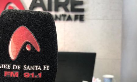 hoy es el dia del locutor hoy es el dia del locutor