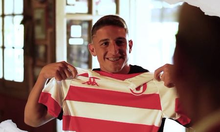 El Club Atlético Unión presentó una camiseta edición especial, en honor al equipo de 1964. El Club Atlético Unión presentó una camiseta edición especial, en honor al equipo de 1964.