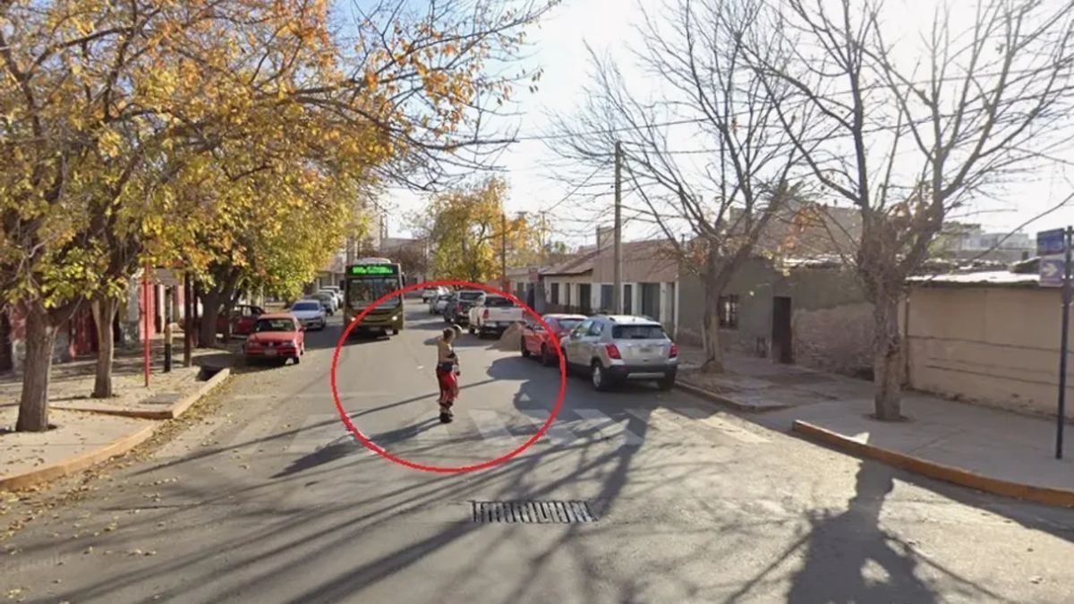 Crimen en Mendoza: una mujer violó una domiciliaria, mató a un hombre y la descubrió el auto de Google