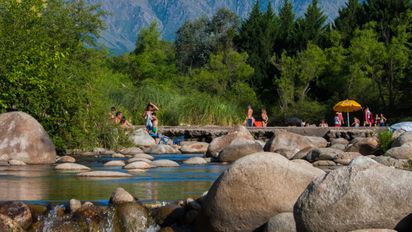 Ni Villa Carlos Paz ni la Falda: un paraíso serrano en Córdoba para desconectarse y disfrutar del río