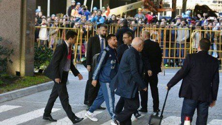 El gran gesto de Messi en su llegada a Uruguay