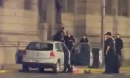 Llegaba tarde al cine, dejó su auto frente al Congreso y lo revisó la Brigada de Explosivos Llegaba tarde al cine, dejó su auto frente al Congreso y lo revisó la Brigada de Explosivos