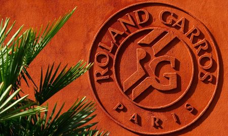 Roland Garros. Roland Garros.