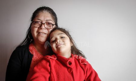 su padre esta preso por asesinar a su madre y ella espera por la ley brisa su padre esta preso por asesinar a su madre y ella espera por la ley brisa
