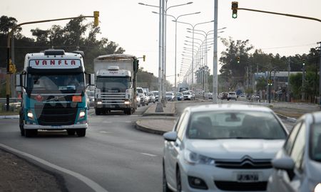 Un choque en cadena generó demoras en el tránsito de la Ruta Nacional 168. Un choque en cadena generó demoras en el tránsito de la Ruta Nacional 168.
