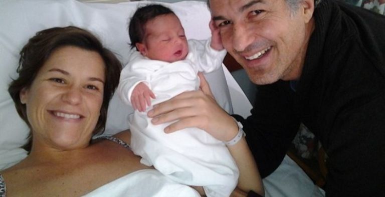 La ex esposa de Ivo Cutzarida reside en España con la pequeña.