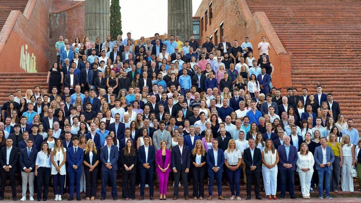 La Libertad Avanza quiere avanzar hacia un sistema unicameral de representación mixta en Santa Fe.