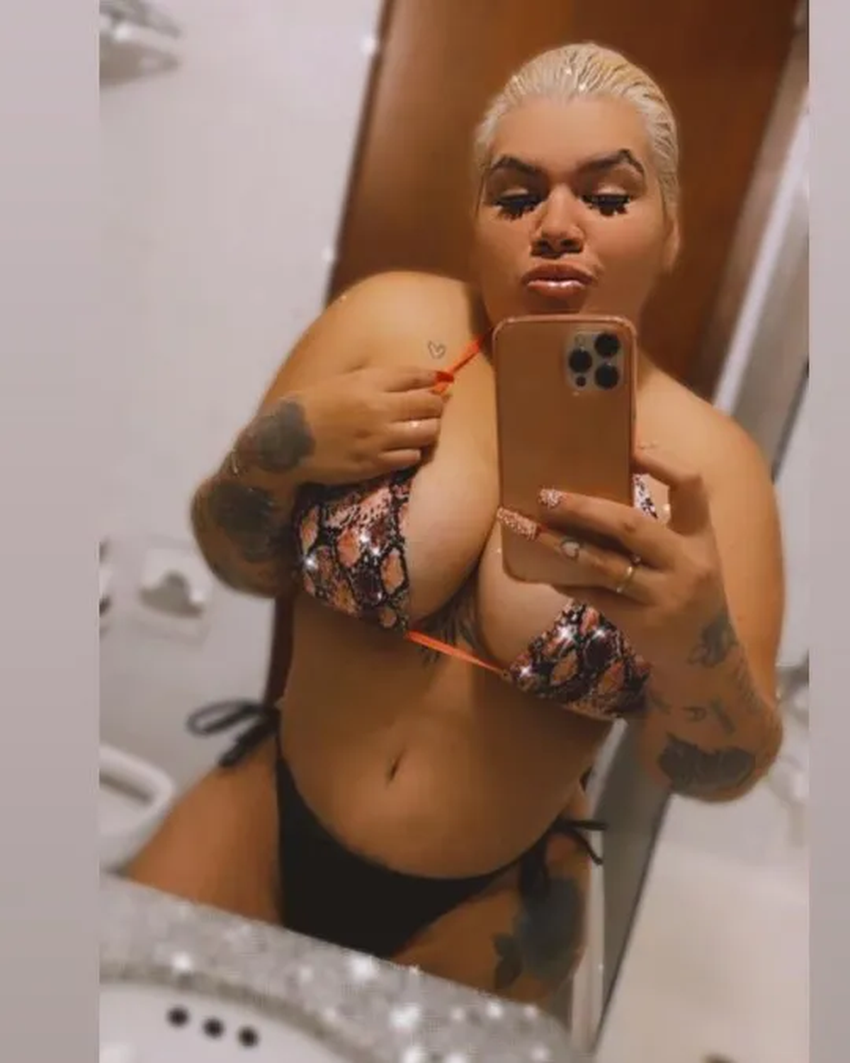 Morena Rial en microbikini. Morena Rial en microbikini.