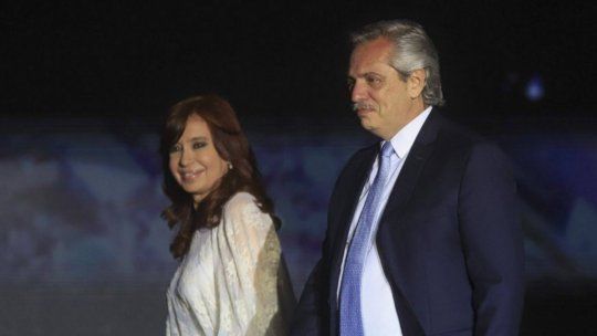 Cristina Kirchner y Alberto Fernández retomaron el diálogo tras la renuncia de Martín Guzmán.