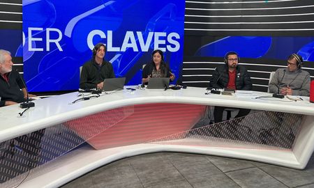 El programa especial Claves para Endender, se realizó este martes en los estudios de AIRE. El programa especial Claves para Endender, se realizó este martes en los estudios de AIRE.