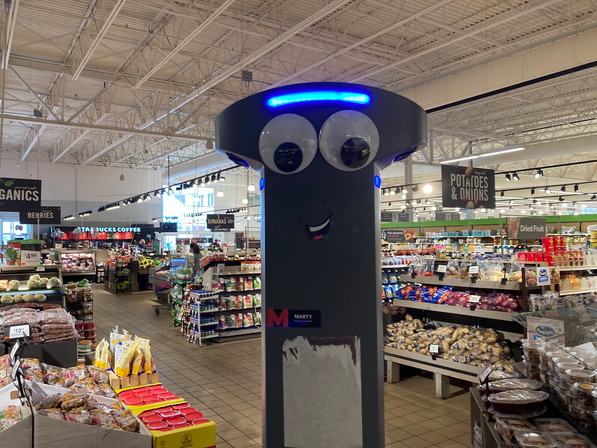 Inteligencia artificial un robot se escapó del supermercado en el que