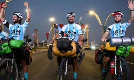 Inseguridad para un fanático de la Scaloneta que pedaleó hasta Qatar para el Mundial: le robaron la bicicleta Inseguridad para un fanático de la Scaloneta que pedaleó hasta Qatar para el Mundial: le robaron la bicicleta