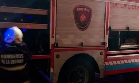 Discutió con dos vecinas y las prendió fuego: 30 evacuados y nueve heridos graves por un incendio en Barracas Discutió con dos vecinas y las prendió fuego: 30 evacuados y nueve heridos graves por un incendio en Barracas