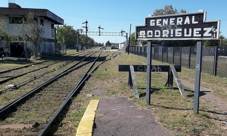 Renunció el subsecretario de Seguridad de General Rodríguez porque su hija es una de las detenidas Renunció el subsecretario de Seguridad de General Rodríguez porque su hija es una de las detenidas