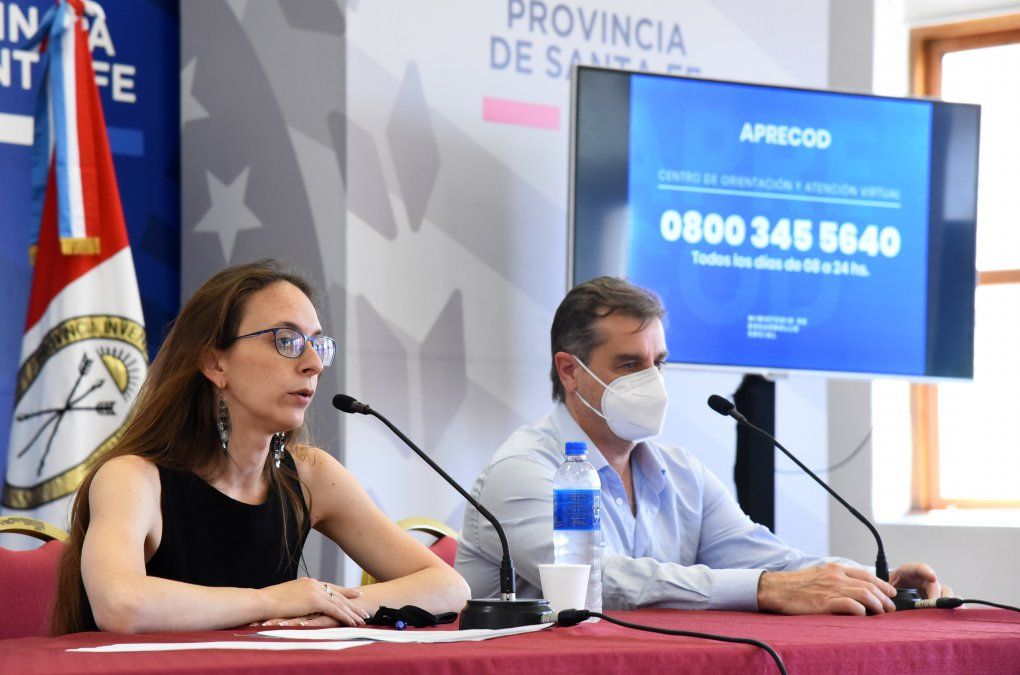 La presidenta de la Agencia de Prevención del consumo de Drogas y Tratamiento Integral de las Adicciones, Camila Bettanin, comentó que se encuentran monitoreando la situación.