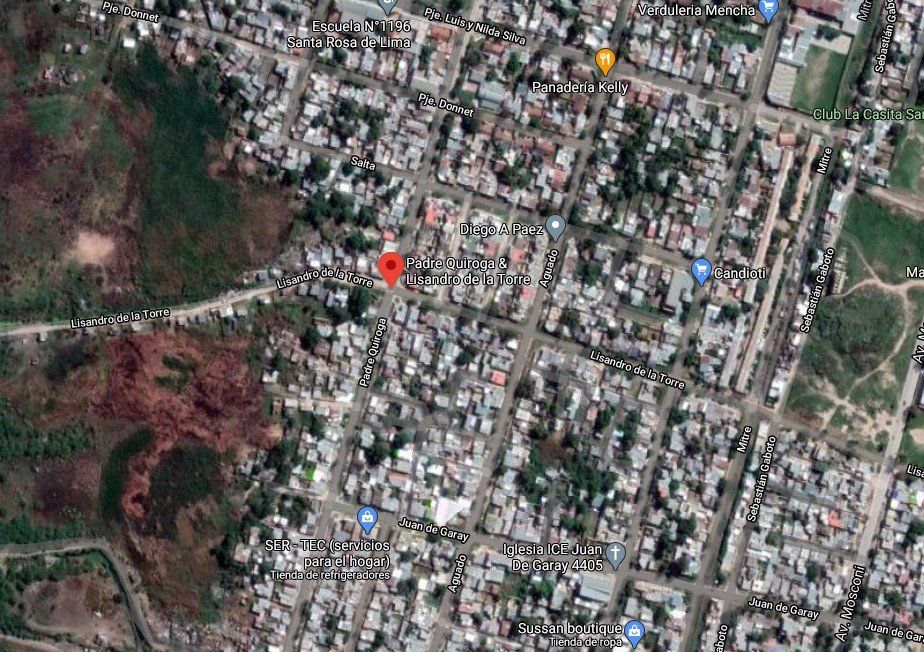 Una de las fiestas desactivadas se desarrollaba en una casa de Lisandro de la Torre y Quiroga, en el borde oeste de la ciudad. Allí, más de 100 personas participaban de una reunión.