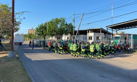 la municipalidad multara a cliba y urbafe por no realizar la recoleccion de residuos la municipalidad multara a cliba y urbafe por no realizar la recoleccion de residuos
