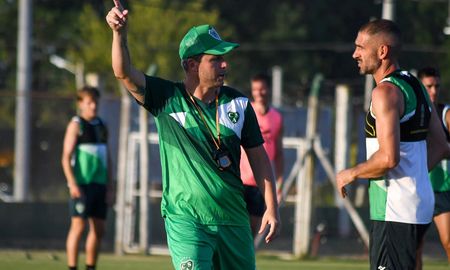 Sarmiento de Junín acordó con el entrenador que reemplazará a Israel Damonte como entrenador del equipo, una vez finalice la Liga Profesional. Sarmiento de Junín acordó con el entrenador que reemplazará a Israel Damonte como entrenador del equipo, una vez finalice la Liga Profesional.