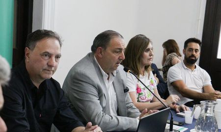 El intendente Juan Pablo Poletti se mostró agradecido por “la presencia casi completa de todas las asociaciones y todas las instituciones convocadas”. El intendente Juan Pablo Poletti se mostró agradecido por “la presencia casi completa de todas las asociaciones y todas las instituciones convocadas”.