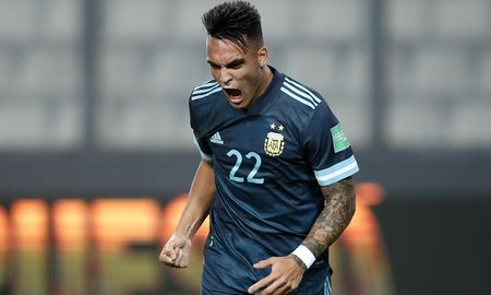 Lautaro Martínez anotó el segundo gol de Argentina ante Perú por las Eliminatorias Sudamericanas Lautaro Martínez anotó el segundo gol de Argentina ante Perú por las Eliminatorias Sudamericanas