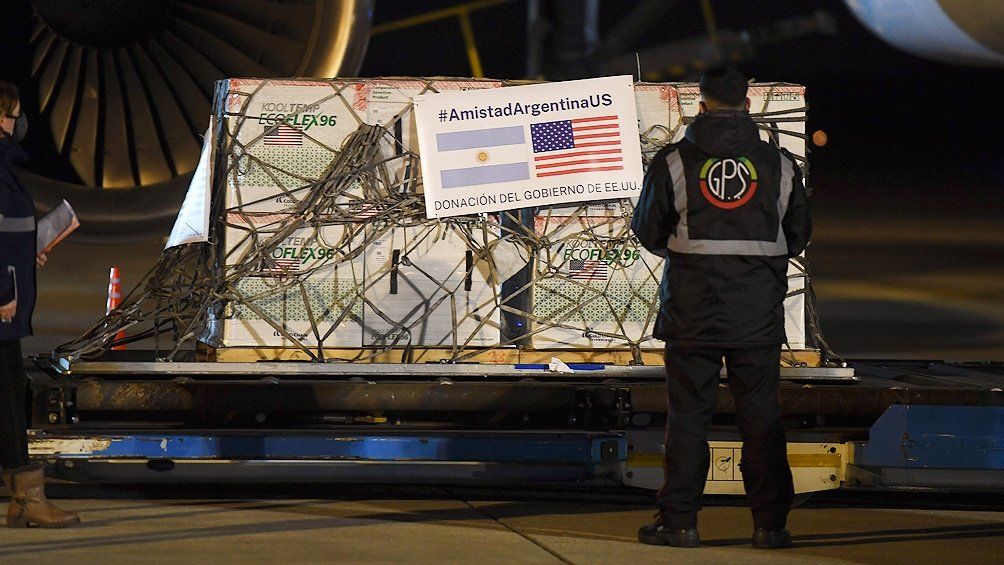 El lote proveniente de Estados Unidos es una donación del gobierno de Joe Biden.