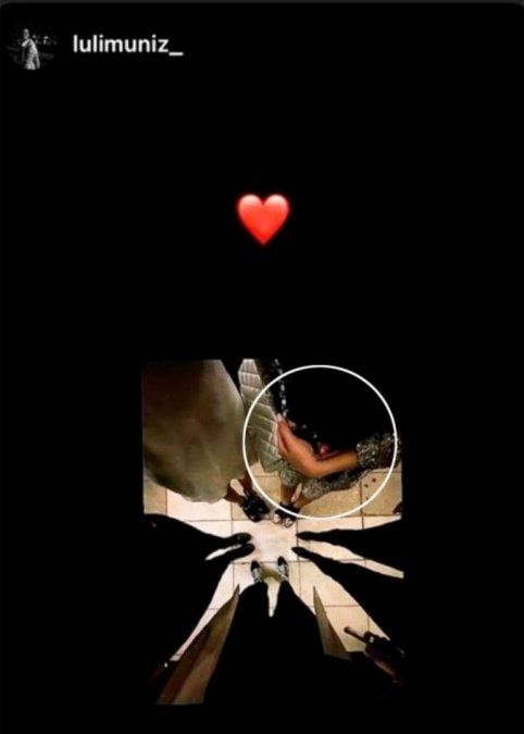 Una amiga de la China Suárez la retrató agarrándose la pancita.