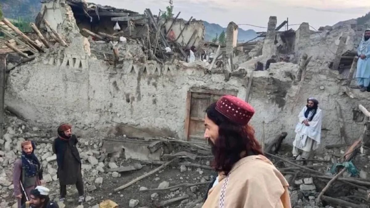 Videos: mil muertos por un potente sismo que sacudió el este de Afganistán