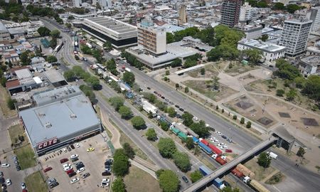 Otra mañana de caos en 27 de Febrero y Salta. Otra mañana de caos en 27 de Febrero y Salta.