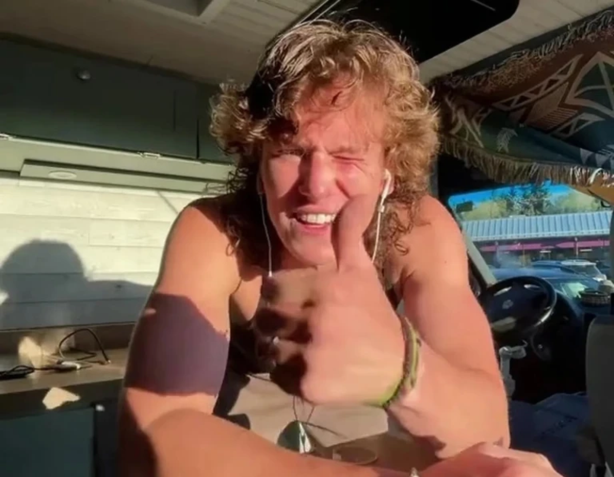 Tiene 19 años y vive en un motorhome: Pasé 21 días sin bañarme