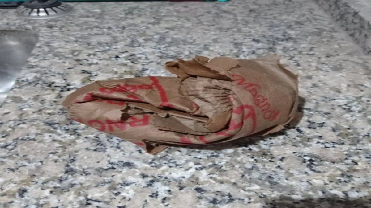 El truco para tirar una caja de pizza que es furor en redes sociales