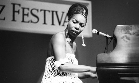 A 89 años del nacimiento de Nina Simone, la voz del soul. A 89 años del nacimiento de Nina Simone, la voz del soul.