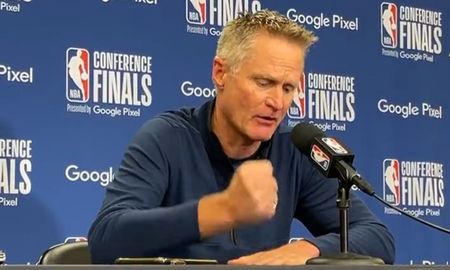 El desgarrador discurso de Steve Kerr por la masacre en una escuela de Texas: ¿Cuándo vamos a hacer algo! El desgarrador discurso de Steve Kerr por la masacre en una escuela de Texas: ¿Cuándo vamos a hacer algo!