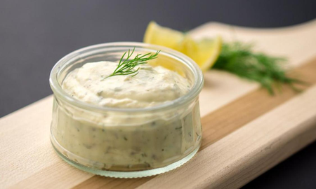 Cómo hacer salsa tártara en casa: la receta sencilla y práctica para acompañar tus platos Cómo hacer salsa tártara en casa: la receta sencilla y práctica para acompañar tus platos