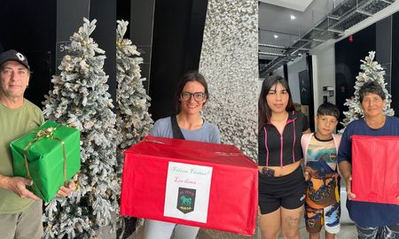 La campaña solidaria que AIRE impulsa junto al Movimiento Los Sin Techo continúa sumando cajas navideñas. La campaña solidaria que AIRE impulsa junto al Movimiento Los Sin Techo continúa sumando cajas navideñas.