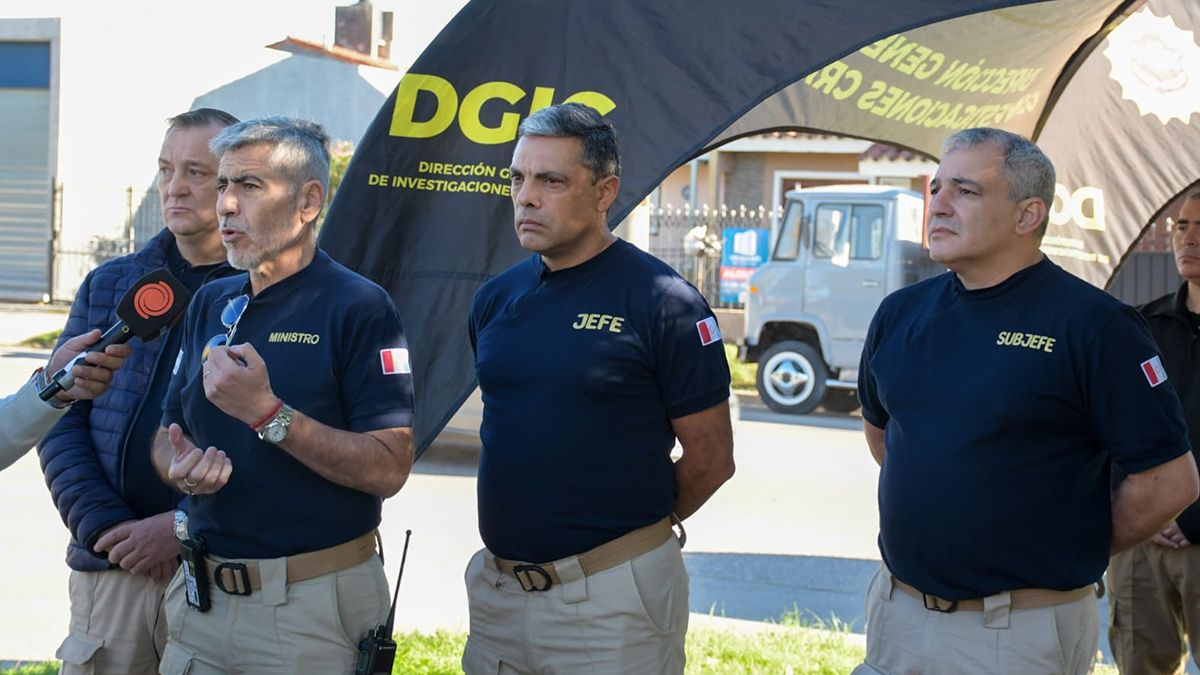 El ministro de C&oacute;rdoba habl&oacute; tras los allanamientos. 