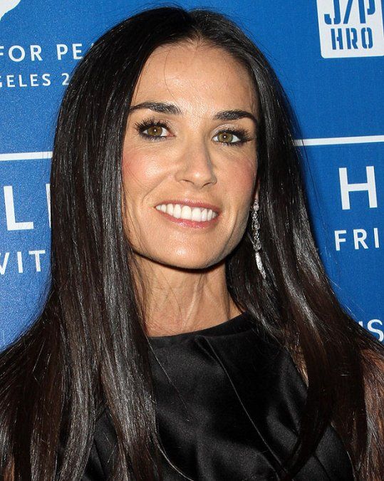 Demi Moore no es la única: un repaso a las biografías más controversiales de Hollywood