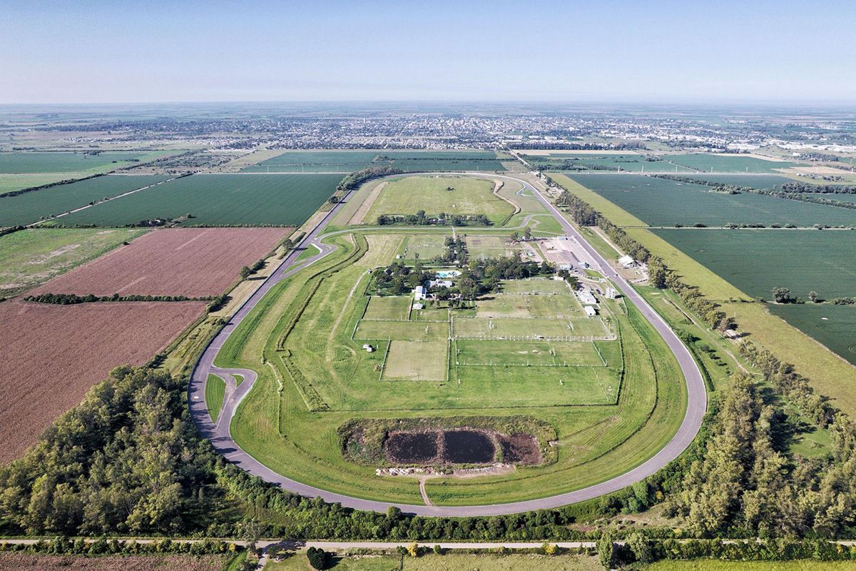 Maximiliano Pullaro presentó la modernización del Autódromo de Rafaela y anunció el regreso del TC a la región.