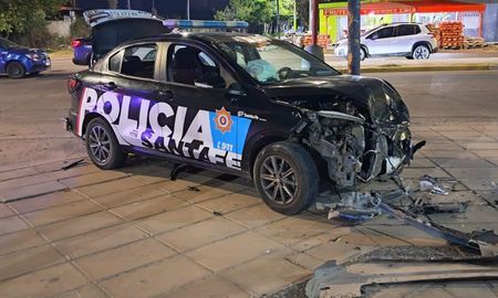 Como consecuencia del impacto, debieron arribar al lugar cuatro ambulancias y todos los involucrados fueron trasladados al Hospital Iturraspe. Como consecuencia del impacto, debieron arribar al lugar cuatro ambulancias y todos los involucrados fueron trasladados al Hospital Iturraspe.