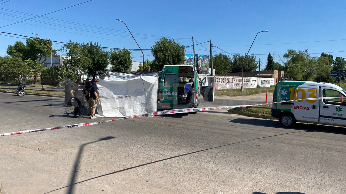 Personal de la AIC llegó hasta el lugar del siniestro para realizar las pericias correspondientes.