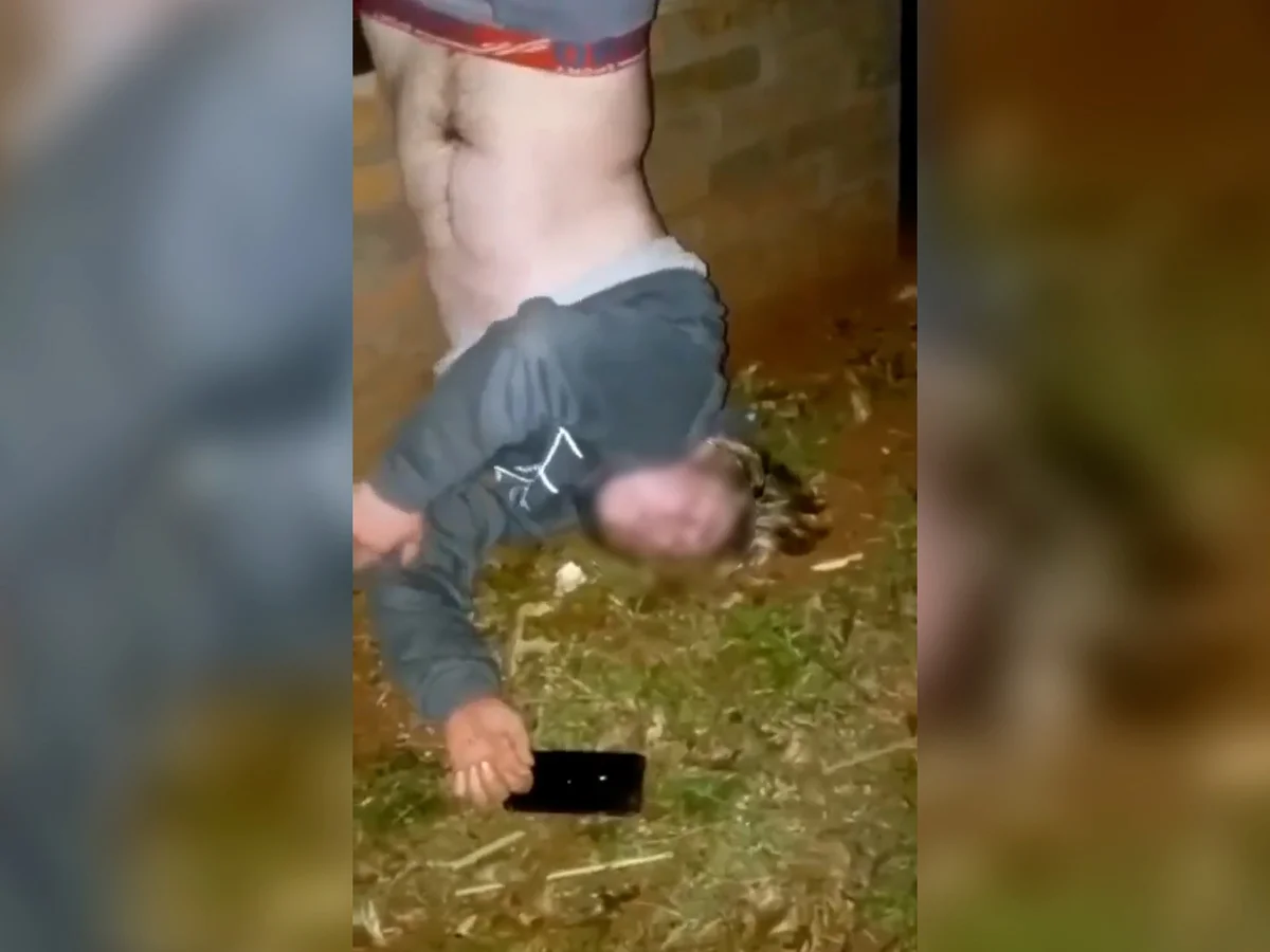 Entró a robar y quedó colgado de una reja: Mi papá me va a pegar