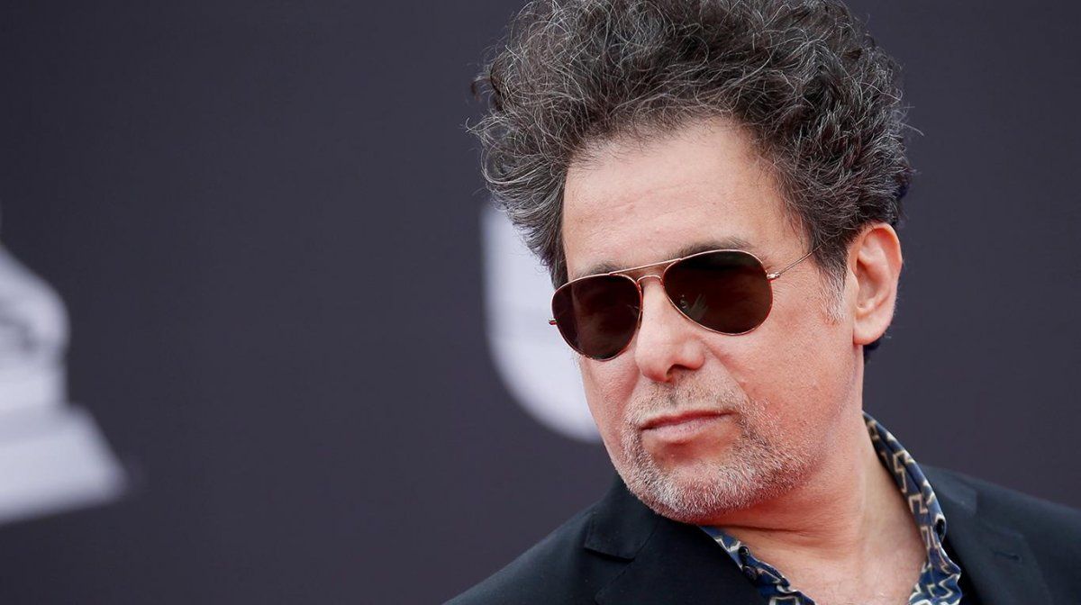Andrés Calamaro se burló del físico de Ofelia Fernández y criticó al gobierno