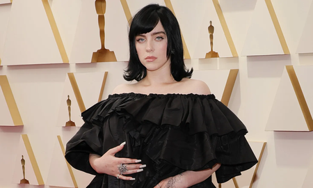 Billie Eilish se convirtio en la primera centennial en ganar un premio Oscar Billie Eilish se convirtio en la primera centennial en ganar un premio Oscar