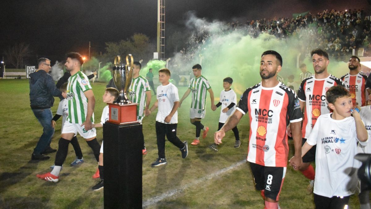 Sanjustino y Colón de San Justo eclipsaron a la Liga Santafesina de Fútbol en 2025.