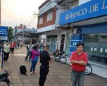 santa fe condradictoria: el #quedateencasa y las largas filas en los cajeros santa fe condradictoria: el #quedateencasa y las largas filas en los cajeros