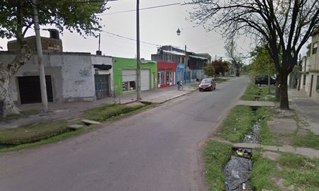 un muerto y un detenido tras una confusa situacion de asalto y persecucion policial en rosario un muerto y un detenido tras una confusa situacion de asalto y persecucion policial en rosario