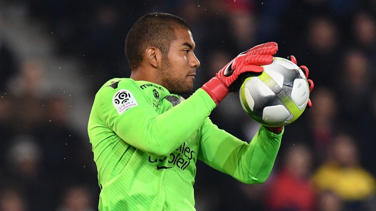 El Niza de Walter Benítez recibe al Saint Etinne por la Ligue 1 para volver a puestos de Europa