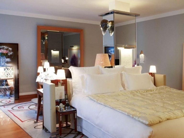 Royal Monceau, el hotel donde vivirá Lionel Messi y su familia.