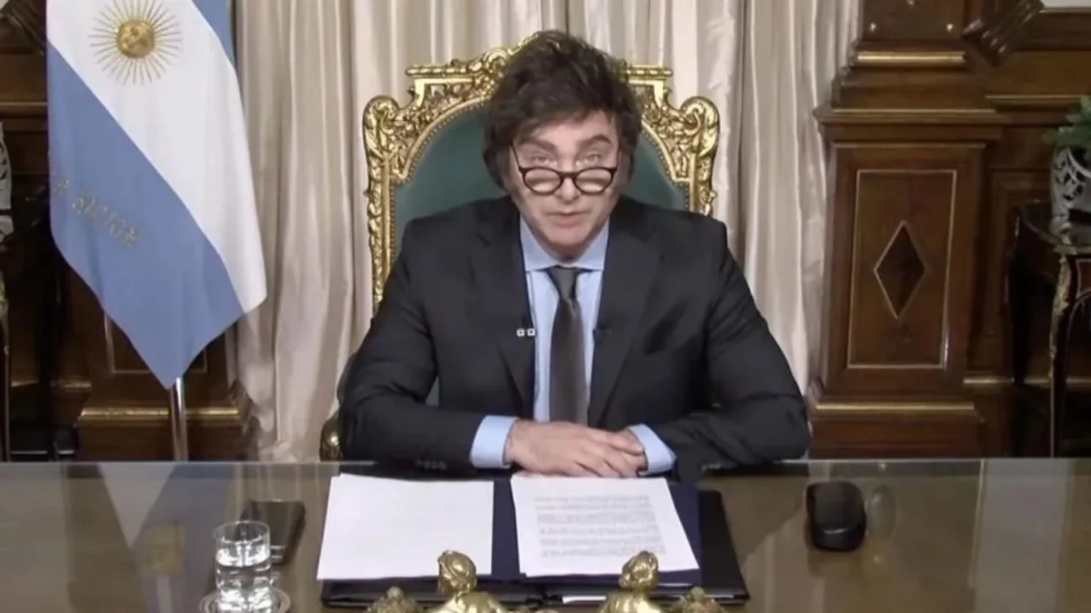 Las redes sociales estallaron tras la cadena nacional grabada de Javier Milei. Las redes sociales estallaron tras la cadena nacional grabada de Javier Milei.